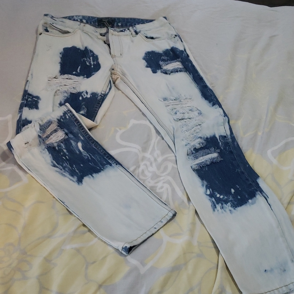 Forever 21 Men's Blue and White Skinny Jeans
